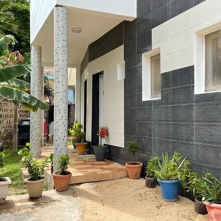 Chez Momar, Surf Trip Apartment Dakar Exterior photo