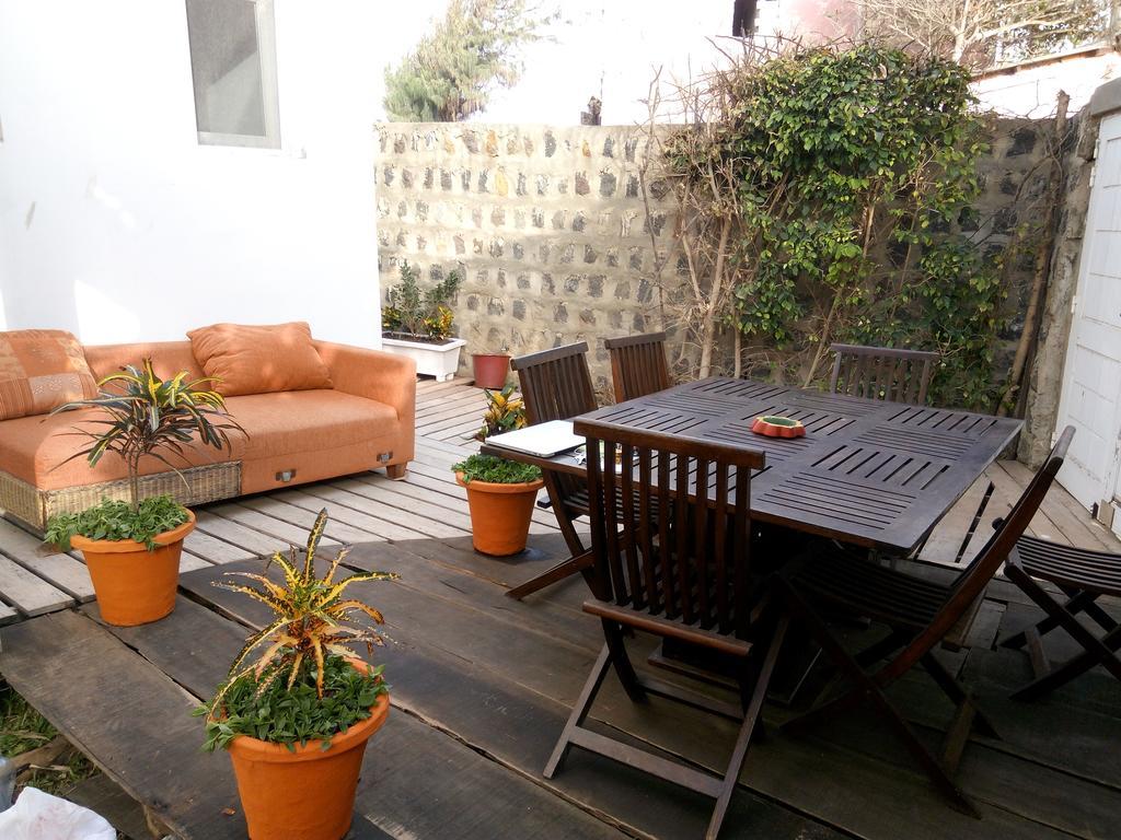 Chez Momar, Surf Trip Apartment Dakar Exterior photo