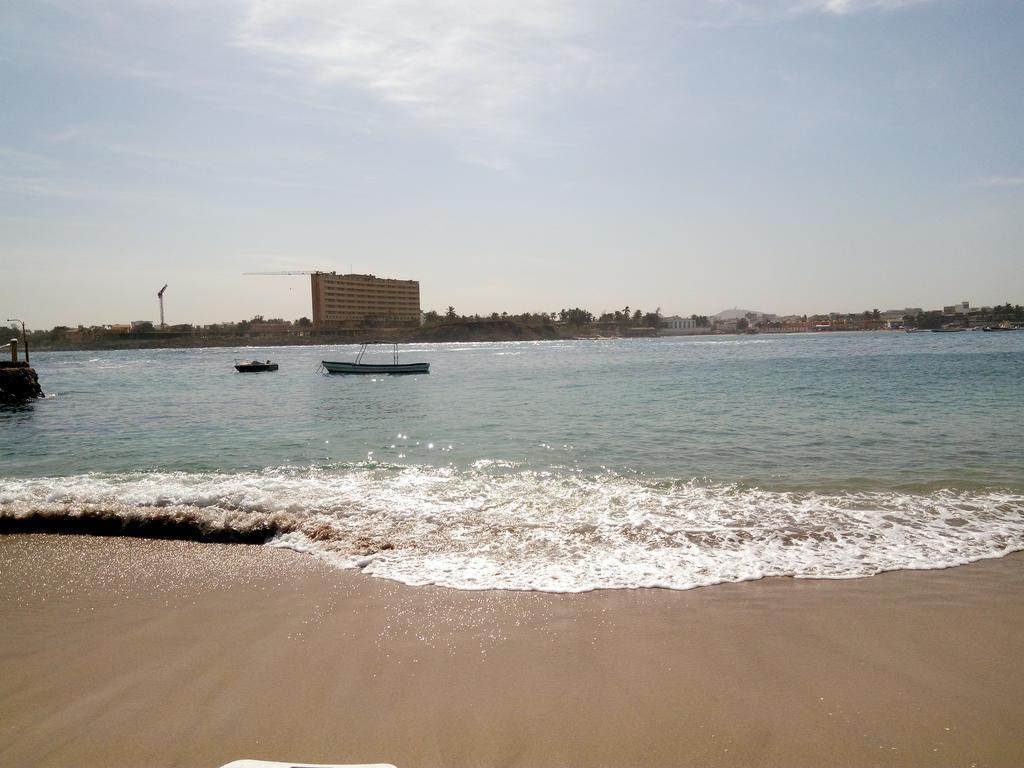 Chez Momar, Surf Trip Apartment Dakar Exterior photo